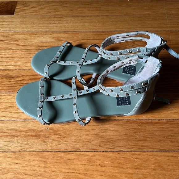 WHBM Basil Green studded Sandal. Size 8 - Picture 3 of 5